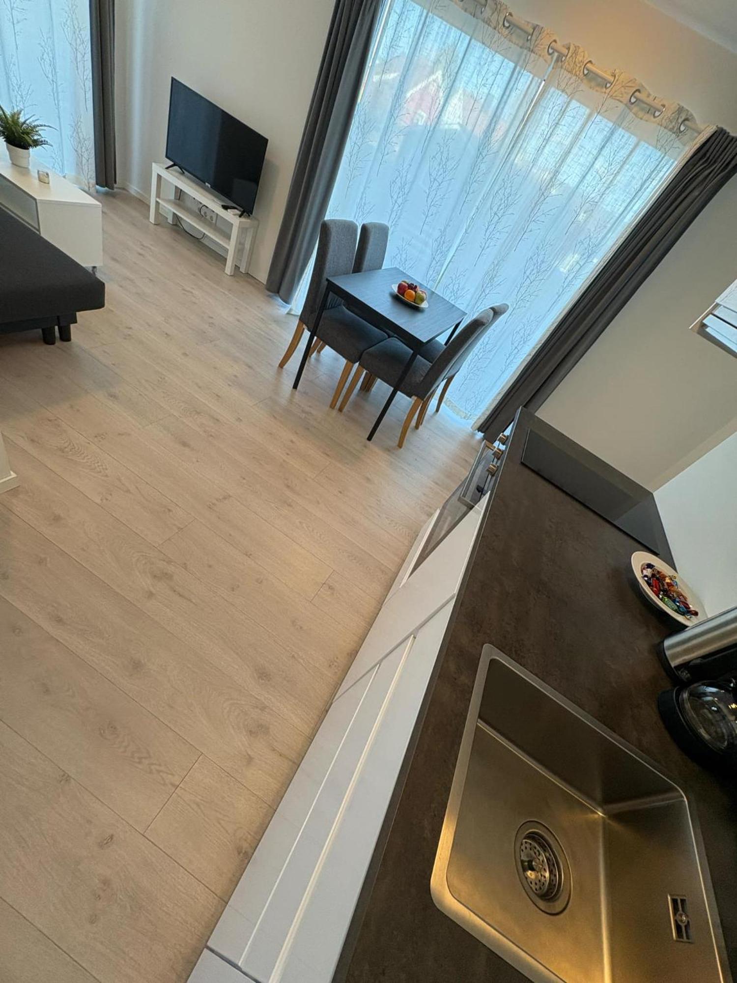 Lisas Apartment, Private New 1 Bedroom And 1 Living Room With Sofa Bed And Big Windows, Share With Nobody Oslo Exterior photo