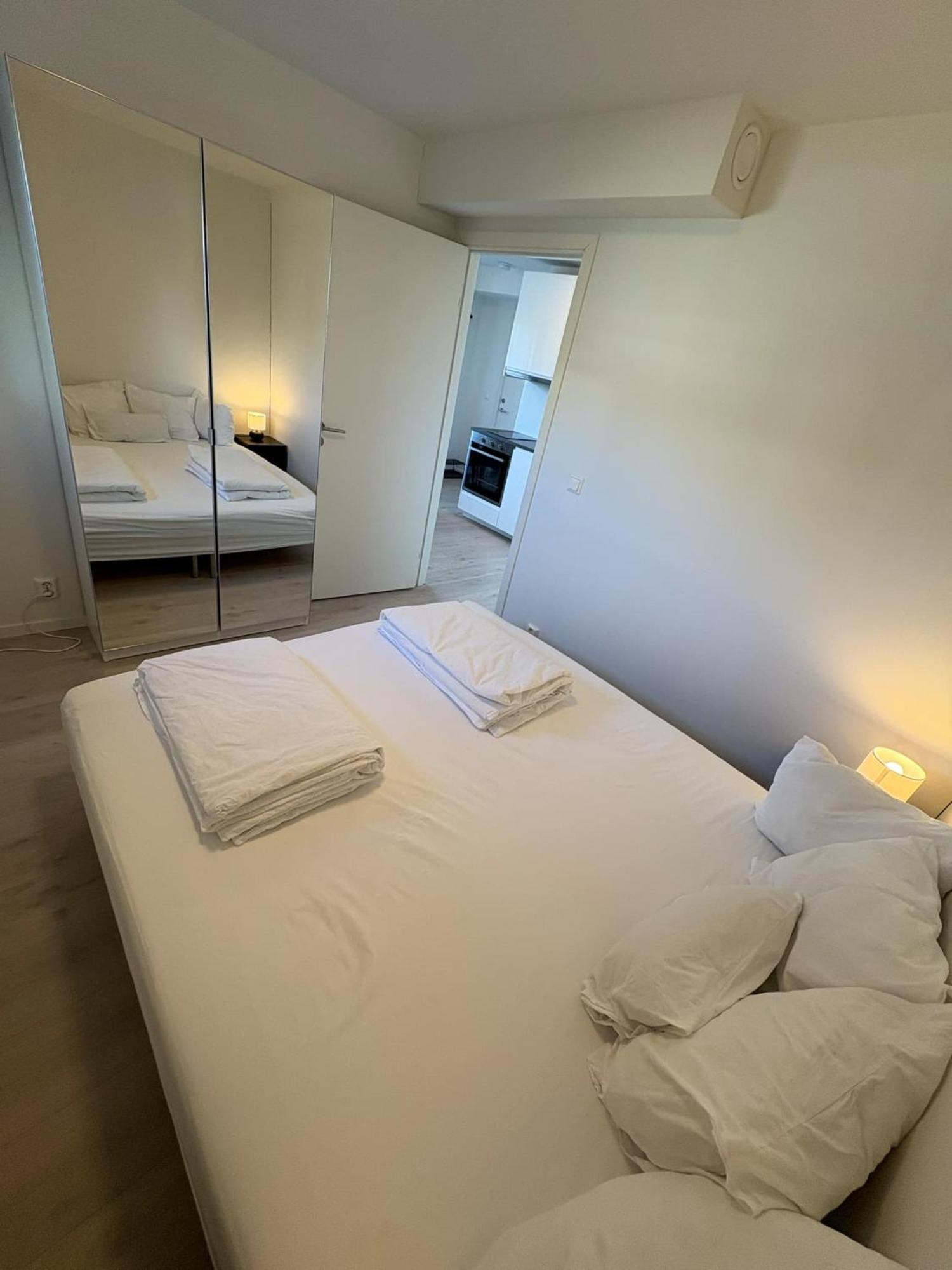Lisas Apartment, Private New 1 Bedroom And 1 Living Room With Sofa Bed And Big Windows, Share With Nobody Oslo Exterior photo